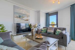 Sunset Golf Elegance - Happy Rentals