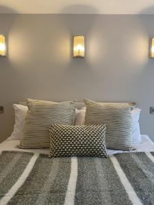 Maes Y Neuadd Country House