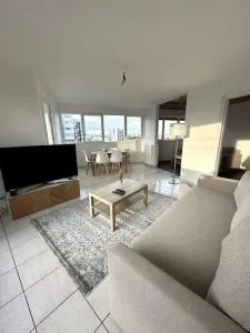 Superbe T4 Vue, Métro Commerces - 克雷泰伊