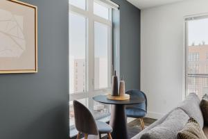 Blueground First Hill gym bbq game room SEA-744