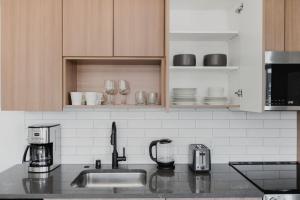 Blueground First Hill gym bbq game room SEA-744