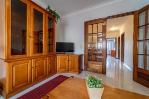 Vasco da Gama by House and People