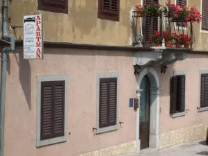 Apartment Vesna A2 - 伊卡