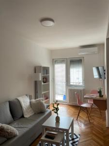 Apartman Lola