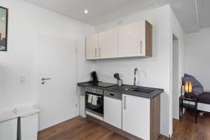 RO01 Schickes 1-Zimmer Apartment