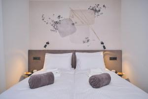 Point of Life 1 by Litto