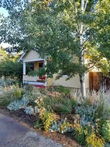 Just 3 Blocks From Main Street Of Downtown Bozeman With Large Private Yard! - Matthews