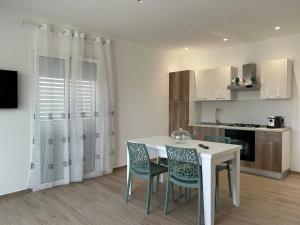 Radici La Pira Suite&Apartments