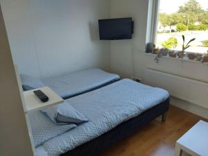 Apartment with pool, 10 min walk from Old Town