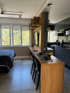 Lindo Studio 5min Av Carlos Gomes e Consulado USA