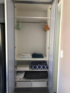 Lindo Studio 5min Av Carlos Gomes e Consulado USA