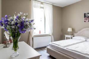 Rose Old Town Apartment