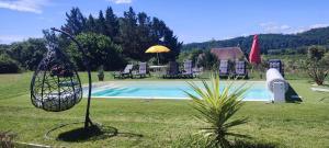 Propriété avec piscine de 2 à 9 personnes, Gîte De Saint Donat,