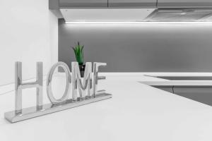 LE23 Duomo-Loreto - Central - Modern