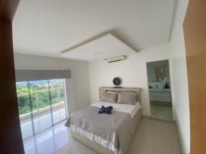 Sobrado piscina bem localizado 5 min do Flamboyant