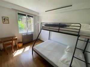 Appartement dans Villa