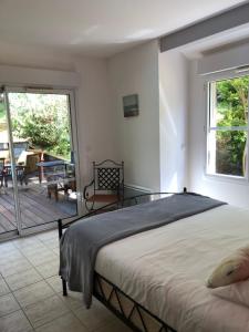 Villas Villa avec piscine petanque ping-pong garage pres golf plage : photos des chambres