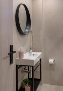 Dimitras studio