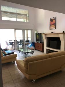 Villas Villa avec piscine petanque ping-pong garage pres golf plage : photos des chambres