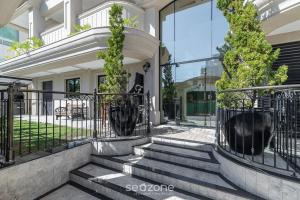 UML - Apartamentos quadra mar em Bombinhas