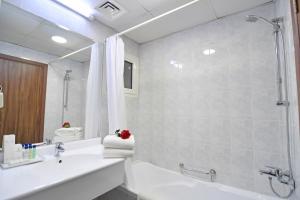 Executive Deluxe Room room in Nejoum Al Emarat
