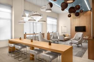 Element Charlotte Uptown