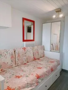 Studio fonctionnel au calme - 弗兰奎维尔-圣皮尔