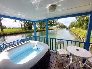 Cottage flottant Terrasse Nature près Dijon