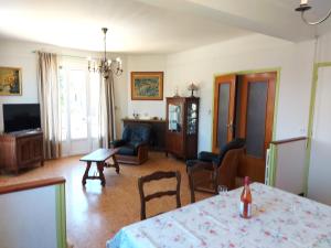 120m2 rdc 2km mer soleil catalan 2ch wifi 4pers ok chéques vacances animaux