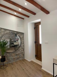 Monte Cristo Wines & Rooms