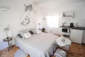 Charming studio in the peace and quiet of Provence