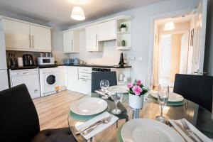 Cozy Fairview Apartment