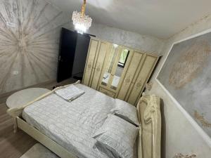 Apartament cu 4 camere renovat