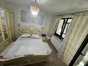 Apartament cu 4 camere renovat