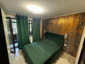 Apartament cu 4 camere renovat