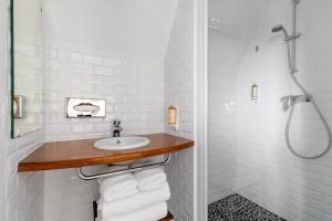 Hotels Le Grand Large, Belle-Ile-En-Mer : photos des chambres