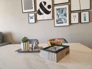 Bajo con vistas a la piscina en Valle del Este Golf