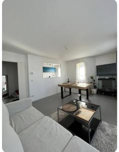 Appartements Duplex spacieux-30 min de Paris-15 min Disneyland : photos des chambres