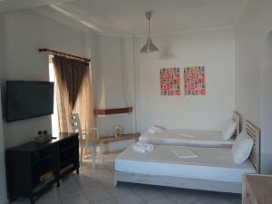 Sea Side House Kourouta