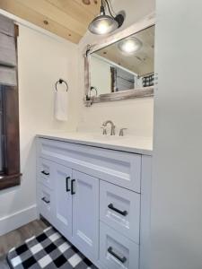 Snowarts- Game room, Fireplace, Close to golf