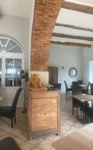 Hotels Logis Hotel Restaurant Le Domaine de la Regaliere : photos des chambres