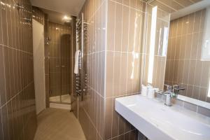 Hotels Hotel de la Baie : photos des chambres
