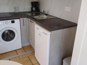 Appartements Studio Antares-1 by Interhome : photos des chambres