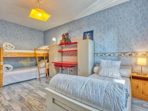 Maisons de vacances Holiday Home Tina by Interhome : photos des chambres