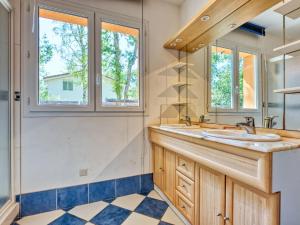 Maisons de vacances Holiday Home Tina by Interhome : photos des chambres