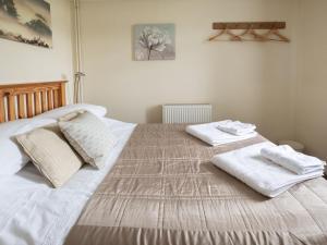 Holiday Home Oak Cottage by Interhome