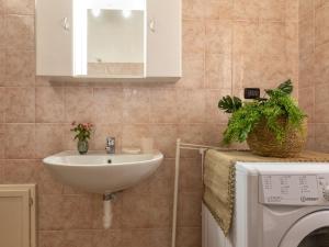 Holiday Home Lentischio by Interhome img13