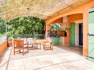 Holiday Home Gombaud by Interhome