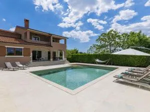 Villa Anastasia by Interhome - 斯维蒂皮塔乌苏米