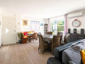 Maisons de vacances Holiday Home Carraou by Interhome : photos des chambres